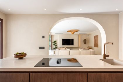 ade1cd28ddd08ad0ea52a8979a85e9e1 - 8