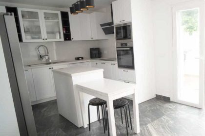 ae025eea2c6c81783350acaa7392eb77 - 18