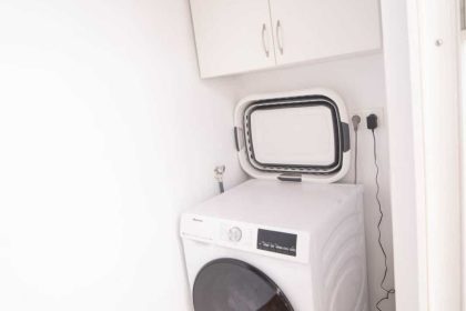 ae025eea2c6c81783350acaa7392eb77 - 21