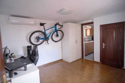 ae025eea2c6c81783350acaa7392eb77 - 27