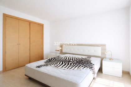 ae35ff4a432b2613b60222c9b2ac0673 - 12