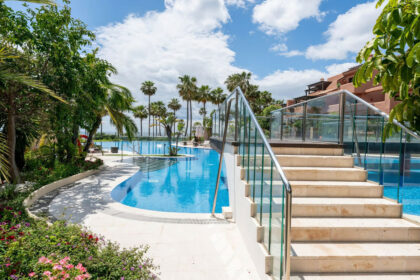 ae8c2db6572f04be926ba9534ef01422 - 31