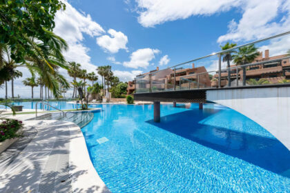 ae8c2db6572f04be926ba9534ef01422 - 33