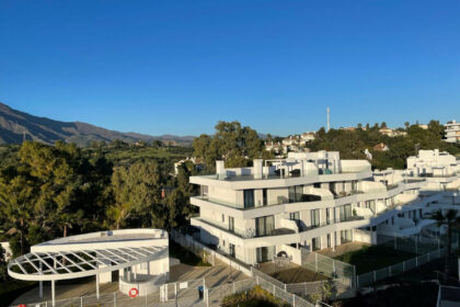 aeaf2c77b46300c0a9c98907ce14c9f6 - 11