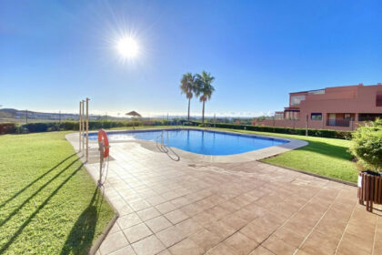 af2c044466fb075c6b0ce02b3e314947 - 12