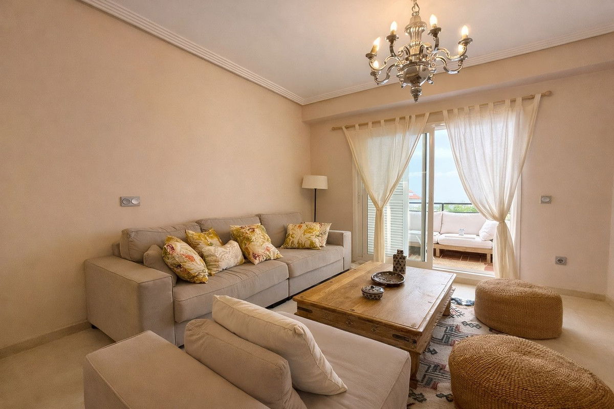 af344873e4422591af18e774b196a4d7 - 11