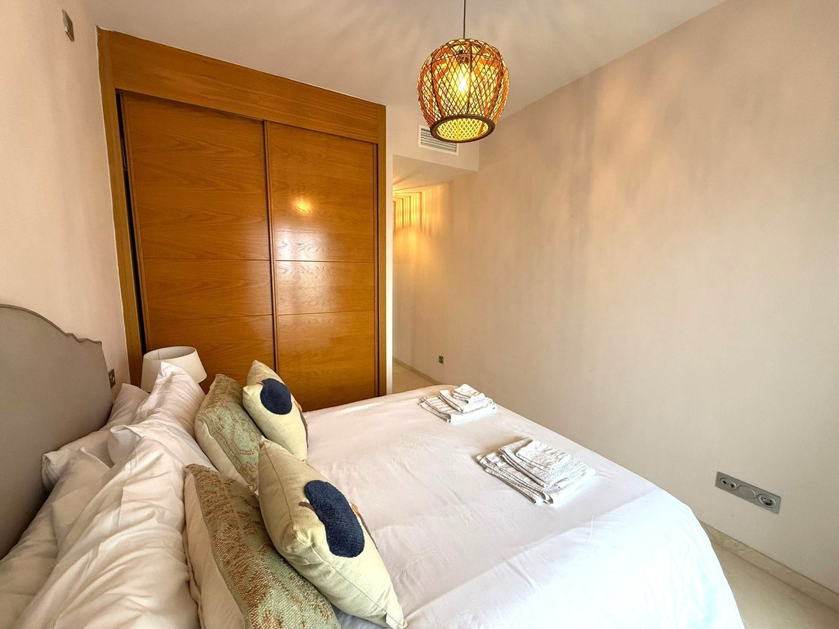 af344873e4422591af18e774b196a4d7 - 17