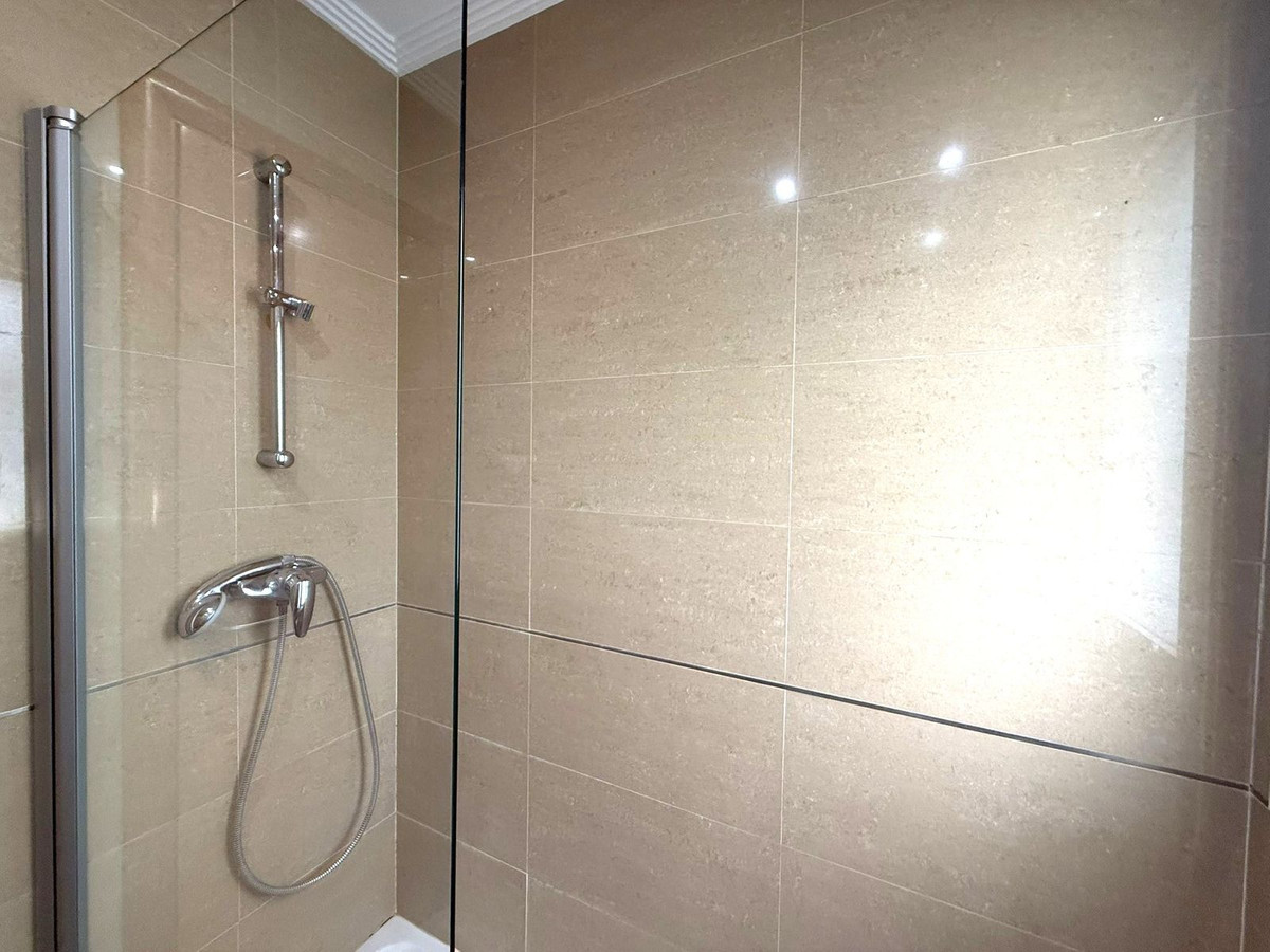 af344873e4422591af18e774b196a4d7 - 22