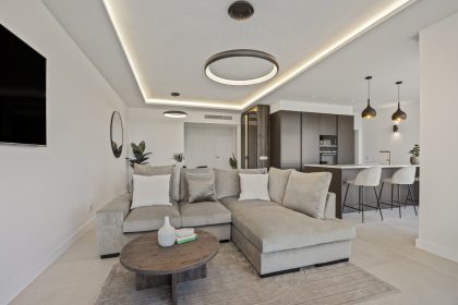 af6f4b561831d1131bc715c848aef134 - 15