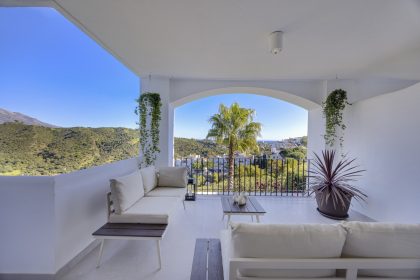 af6f4b561831d1131bc715c848aef134 - 19