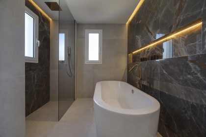 af6f4b561831d1131bc715c848aef134 - 23