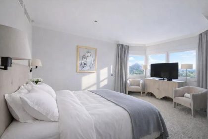 b00bbaeb89e647e545da91a483cd953e - 19