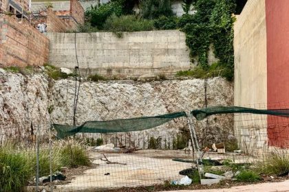 b078140c8c4ee79c69388e09bbeddc06 - 1