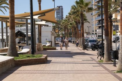 b1642bae9479fafa935d6b0337f3c138 - 42