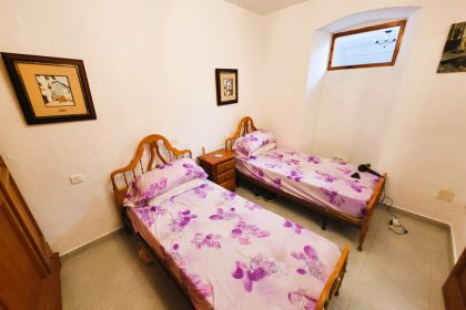 b170d2e0902cdfb4e760fe809363cd3a - 12