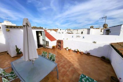 b170d2e0902cdfb4e760fe809363cd3a - 16