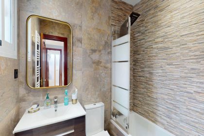 b1729a97d50775cd28ffc7e214e1b340 - 18