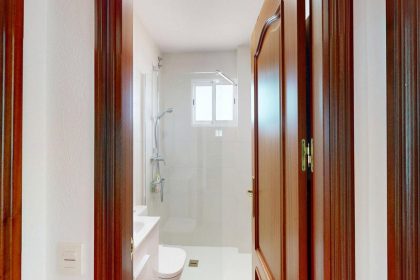 b1729a97d50775cd28ffc7e214e1b340 - 20