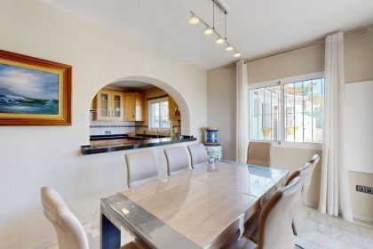 b1729a97d50775cd28ffc7e214e1b340 - 5