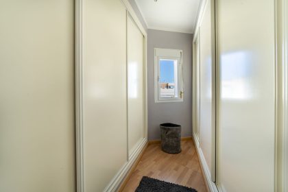 b178b67616b51429e5abcdc62c1aa624 - 28