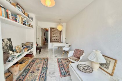 b18a324078f415858ab4a059829fa21c - 1