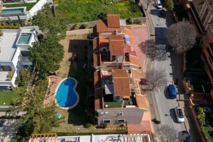 b1ac71b39cfcbbf4dc64252f6505dc14 - 20