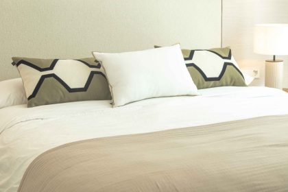 b1c2279b47acf61dad786a2c341e402b - 28