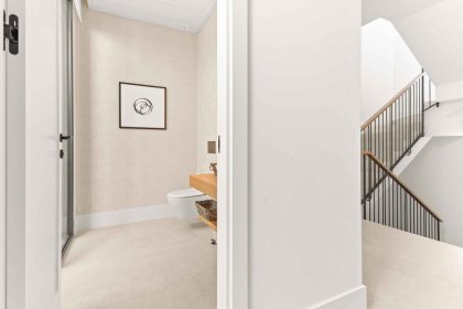 b1c2279b47acf61dad786a2c341e402b - 34