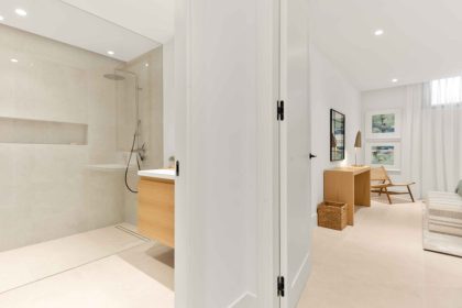 b1c2279b47acf61dad786a2c341e402b - 39