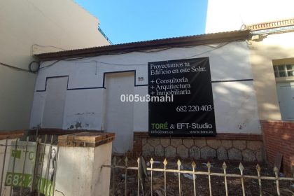 b1e9c3c55642f2cb73ee812fe80efc9b - 1