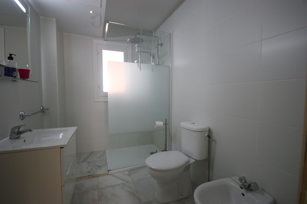 b256dae375c6249ec769ee77615fbc6e - 15