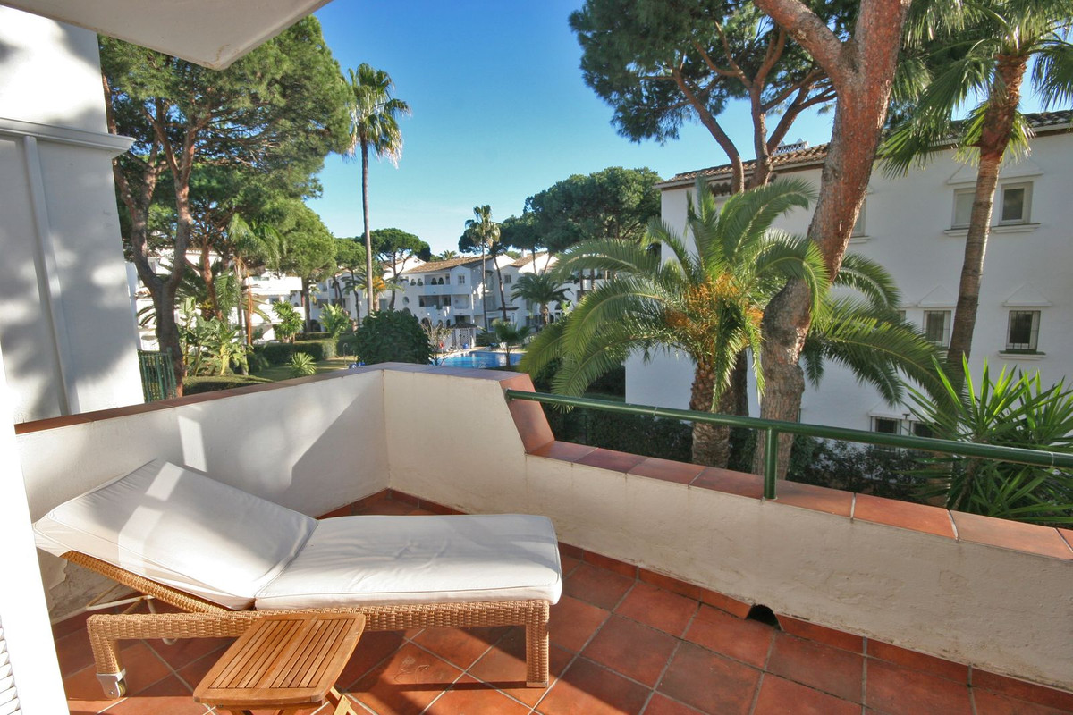 b256dae375c6249ec769ee77615fbc6e - 17