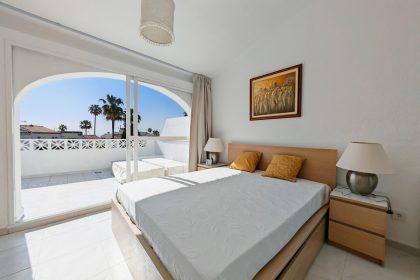 b25d8c5e55e14b5ba567f6c77cc7efa3 - 14