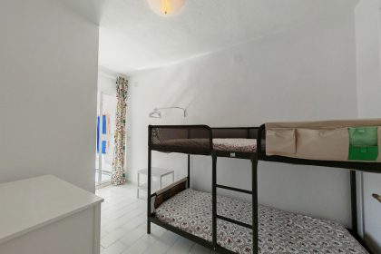 b25d8c5e55e14b5ba567f6c77cc7efa3 - 23