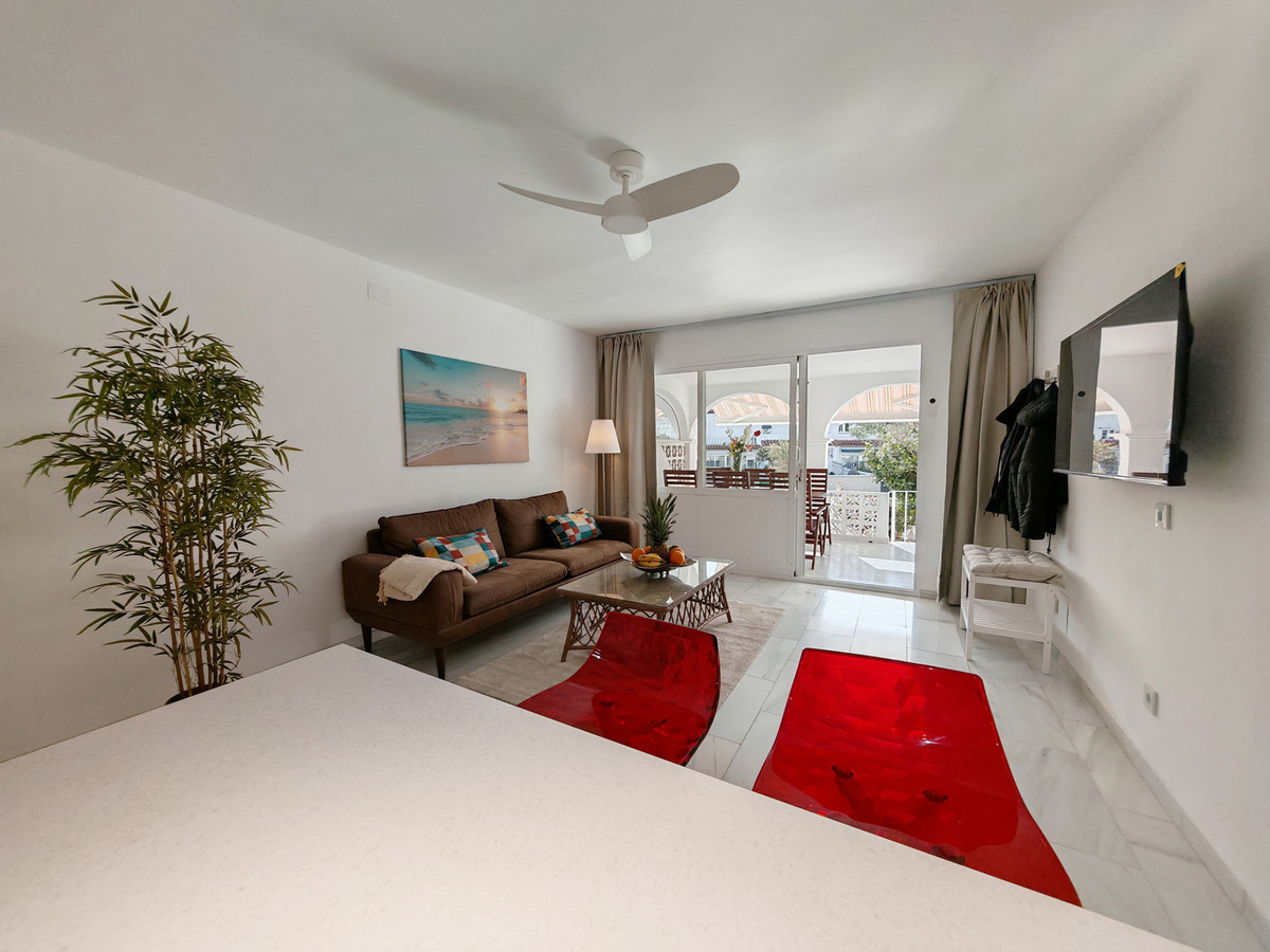 b25d8c5e55e14b5ba567f6c77cc7efa3 - 3