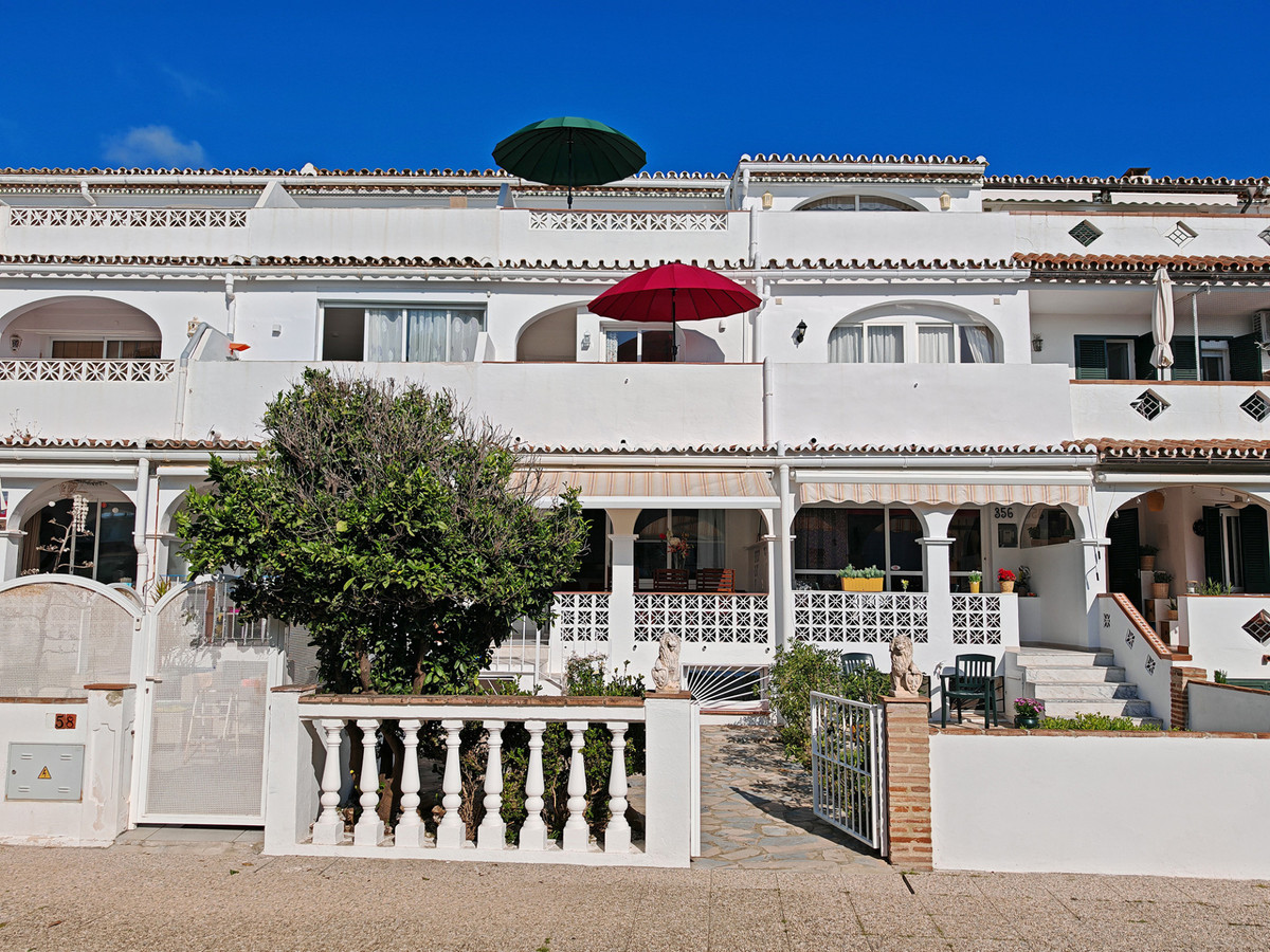 b25d8c5e55e14b5ba567f6c77cc7efa3 - 31