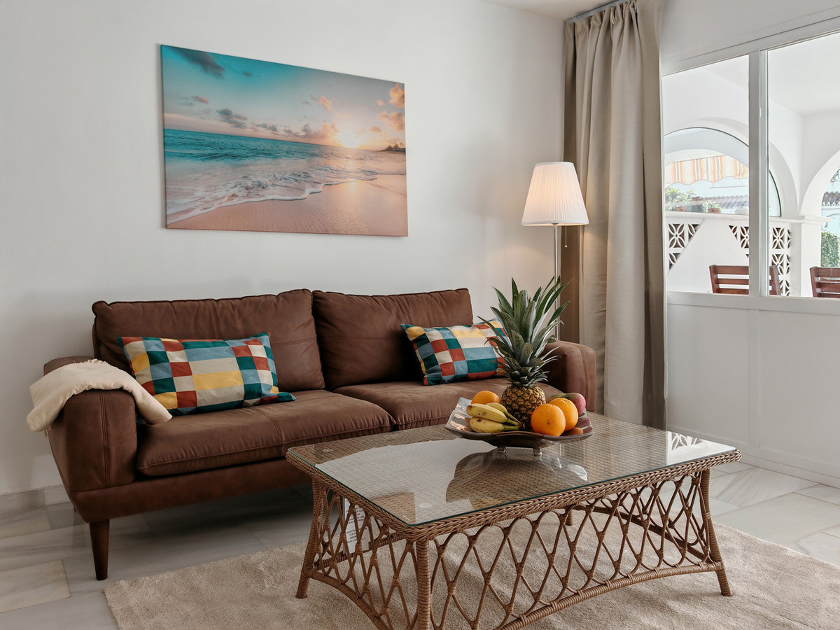 b25d8c5e55e14b5ba567f6c77cc7efa3 - 4