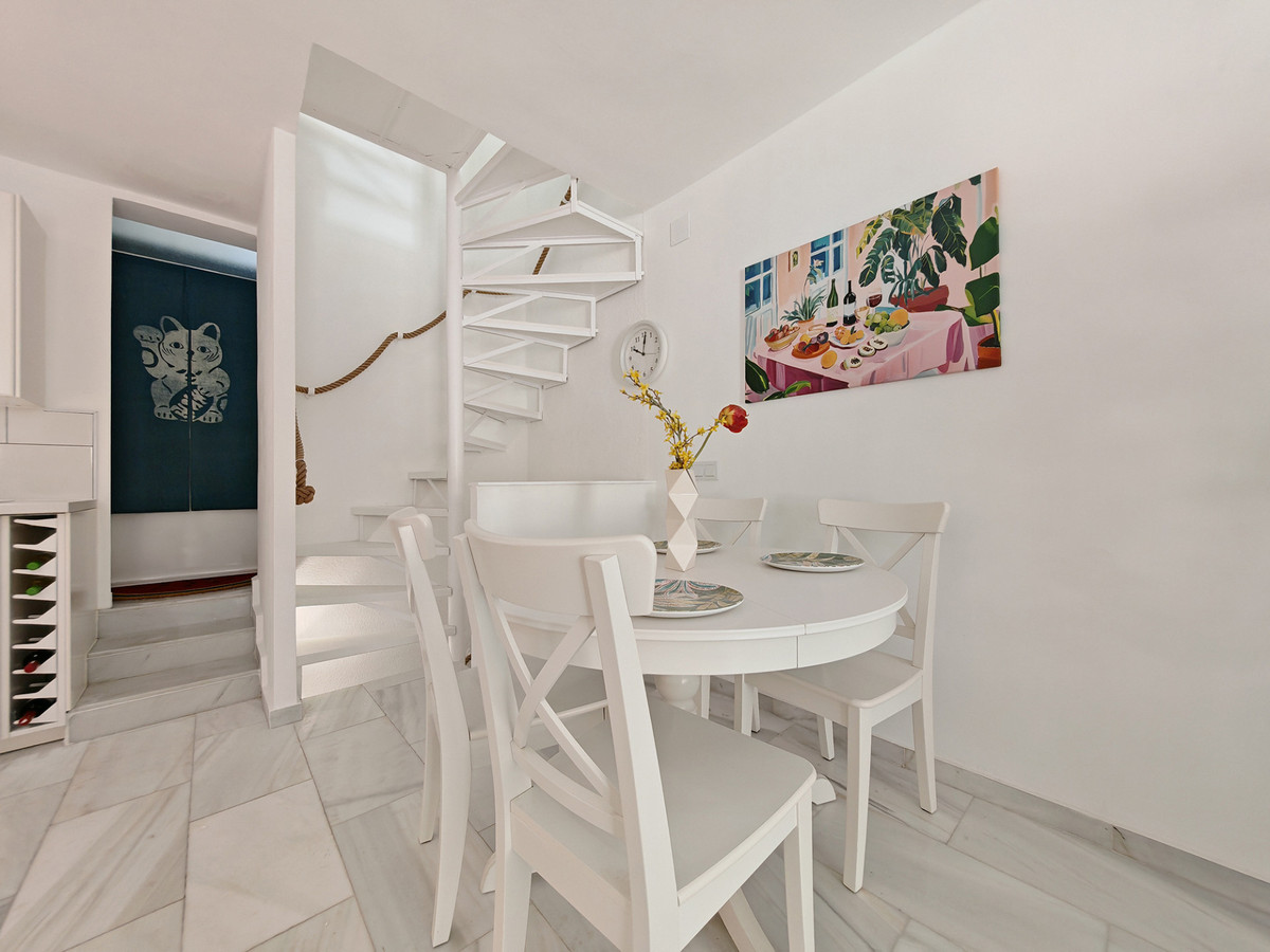 b25d8c5e55e14b5ba567f6c77cc7efa3 - 8