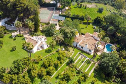 b2ebf3e25849a39289301e0c1f6733b8 - 1