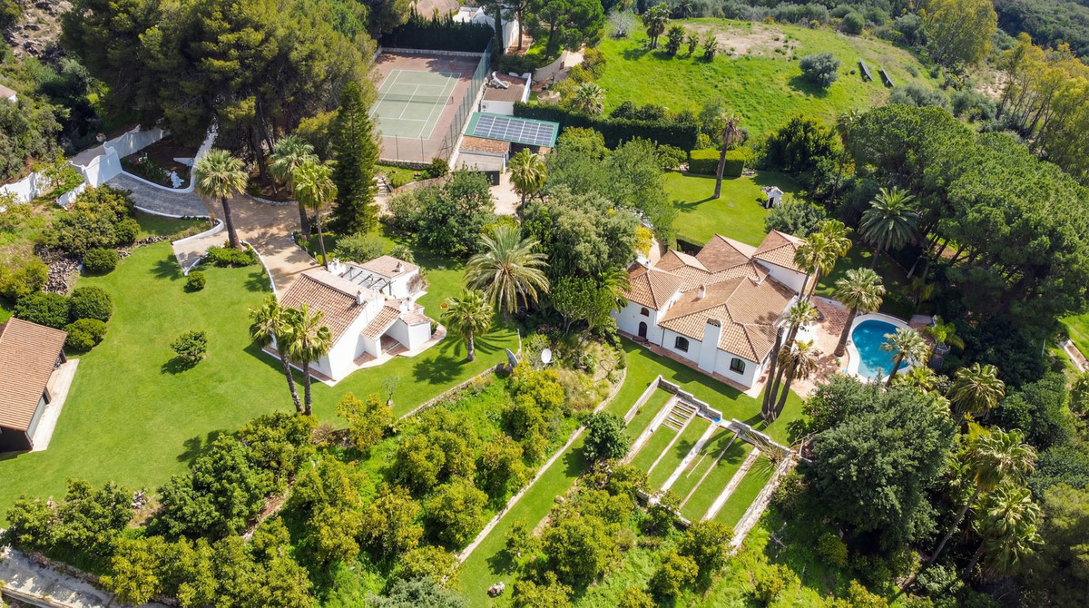 b2ebf3e25849a39289301e0c1f6733b8 - 1