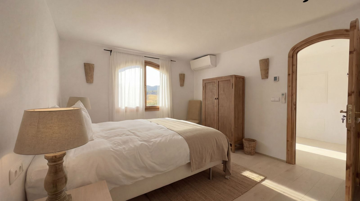 b2ebf3e25849a39289301e0c1f6733b8 - 13