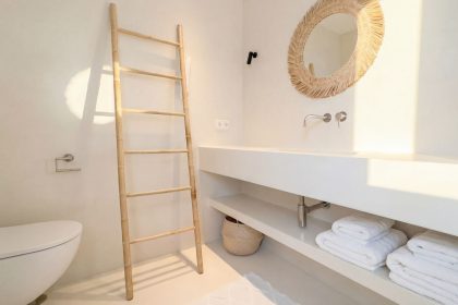 b2ebf3e25849a39289301e0c1f6733b8 - 16