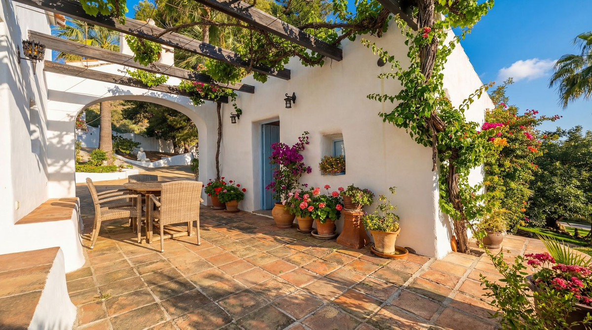 b2ebf3e25849a39289301e0c1f6733b8 - 28