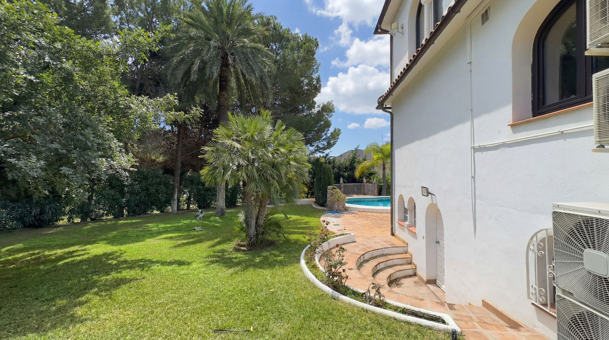 b2ebf3e25849a39289301e0c1f6733b8 - 45