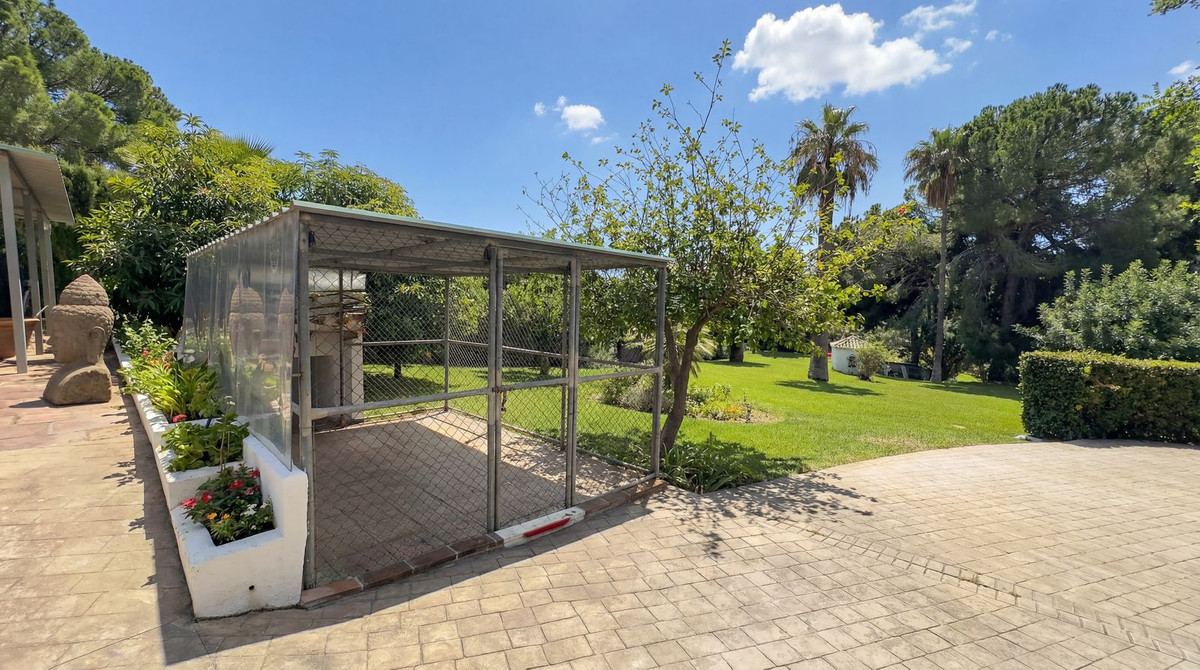 b2ebf3e25849a39289301e0c1f6733b8 - 47