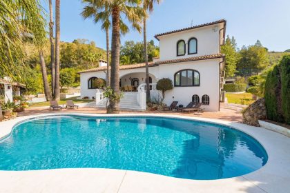 b2ebf3e25849a39289301e0c1f6733b8 - 6