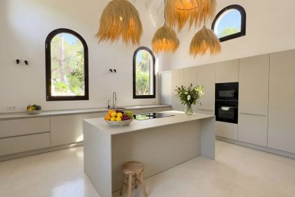 b2ebf3e25849a39289301e0c1f6733b8 - 9