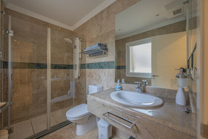 b314fca08929000eae9cd475d0b489e8 - 14