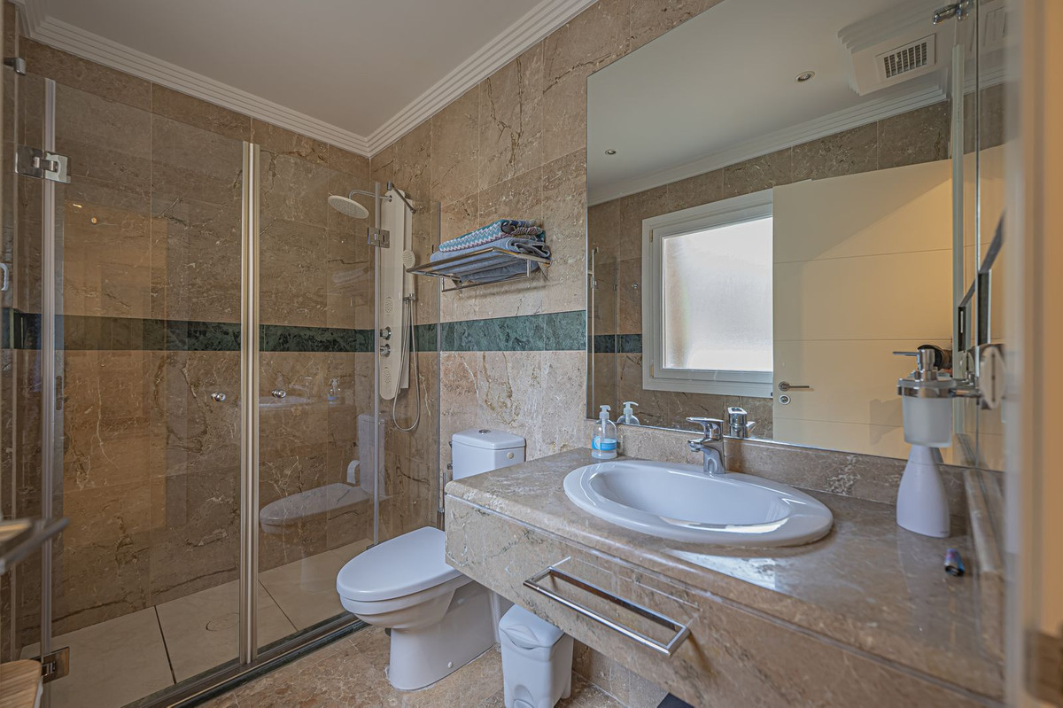 b314fca08929000eae9cd475d0b489e8 - 14