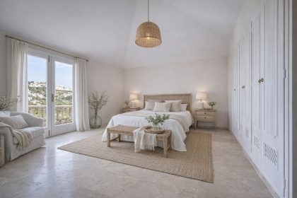 b322ac927008bc494fb93d4e86b1471b - 24